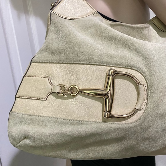 Vintage Authentic GUCCI Hasler Horsebit Suede Pale Green/Beige Large Hobo Bag - Picture 2 of 16